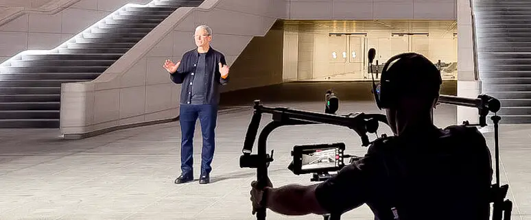 When did Apple first use an iPhone to film and broadcast an entire keynote event?